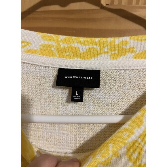 Who What Wear Women’s Sweatshirt Large Yellow Floral Long Sleeve Pockets EUC - Picture 2 of 5